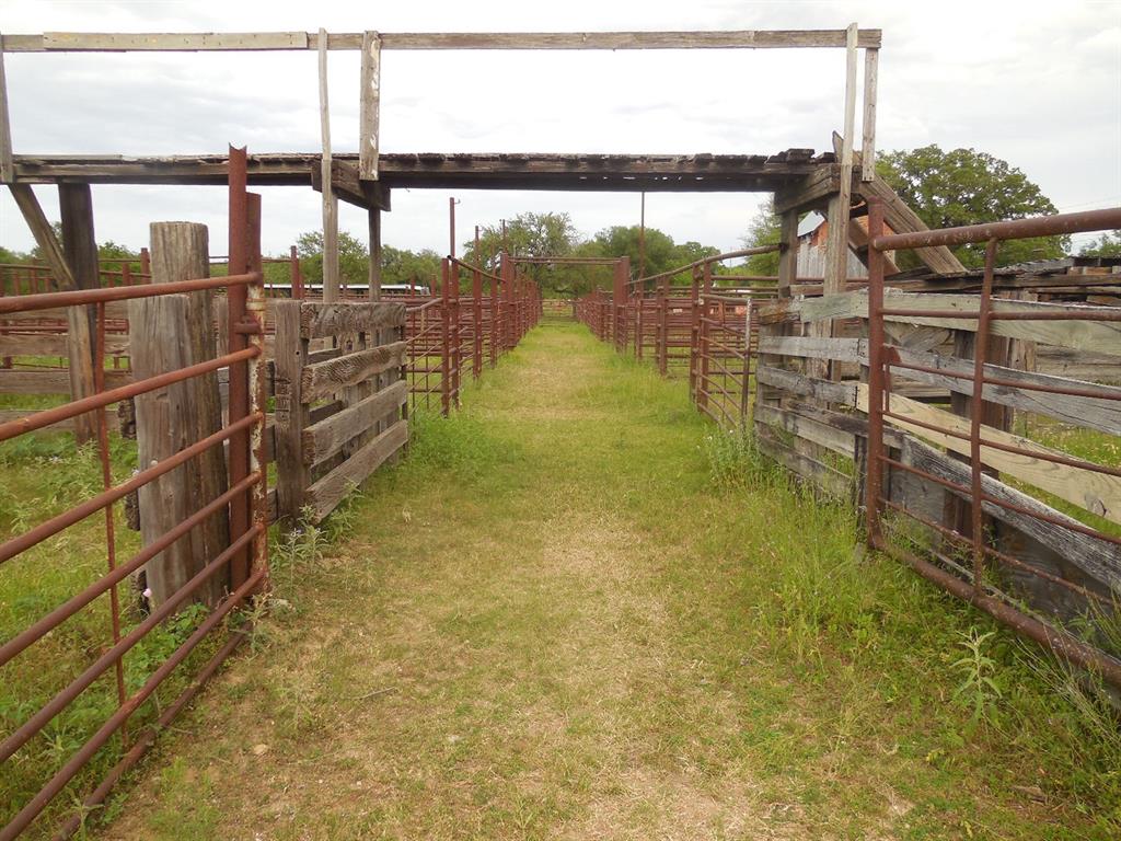605 East Loop 254 Ranger, TX 76470 - Photo 13 of 21