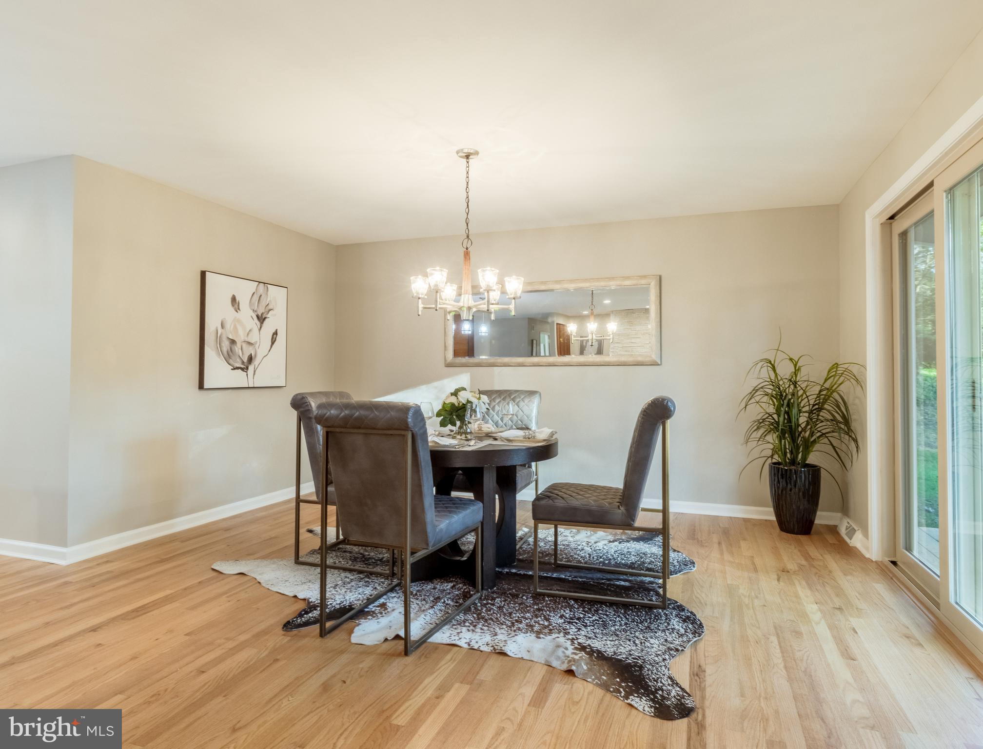 837 Summerset Drive Hockessin, DE 19707 - Photo 11 of 45 Dining Room