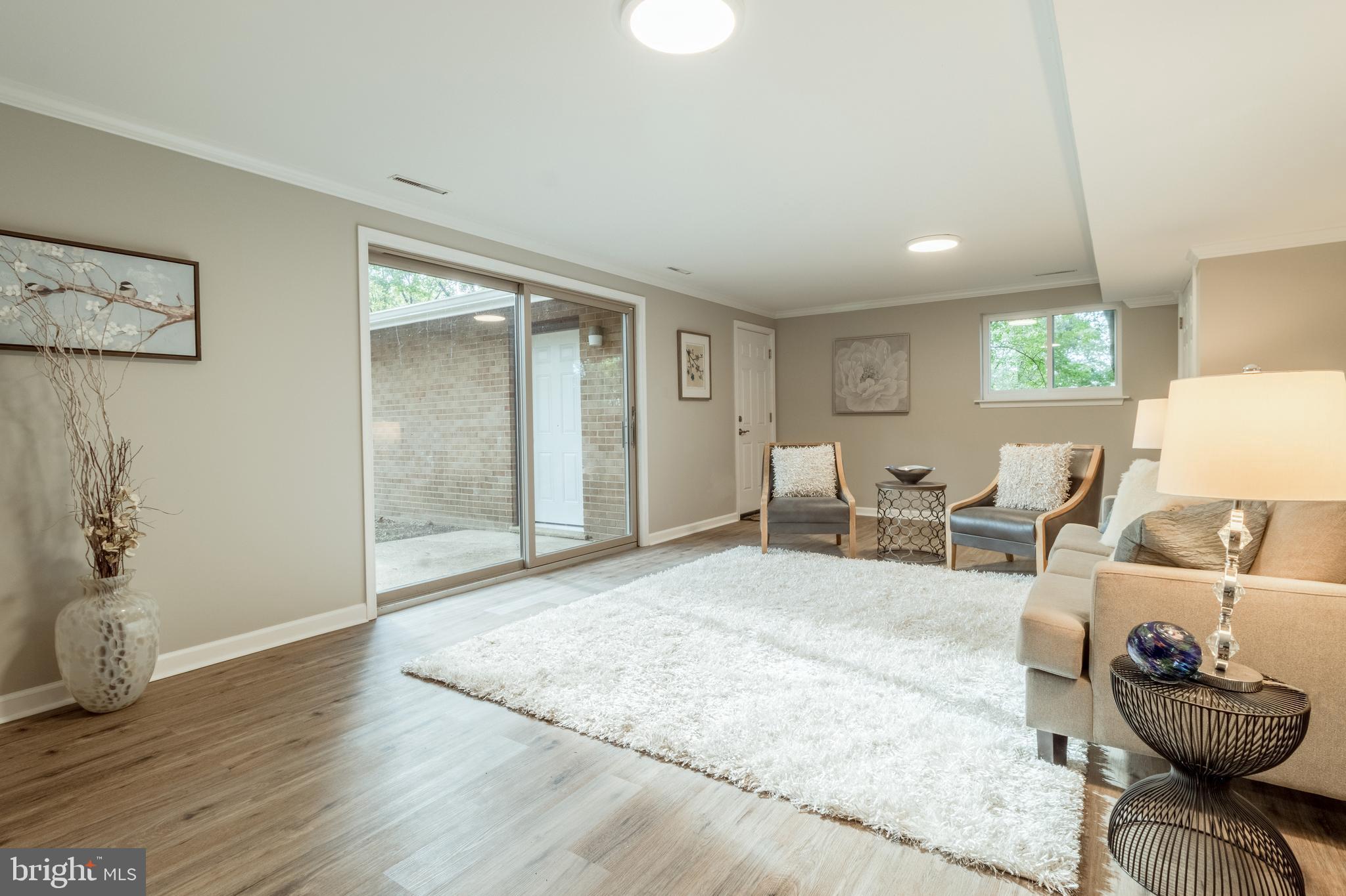 837 Summerset Drive Hockessin, DE 19707 - Photo 19 of 45 Family Room with Patio