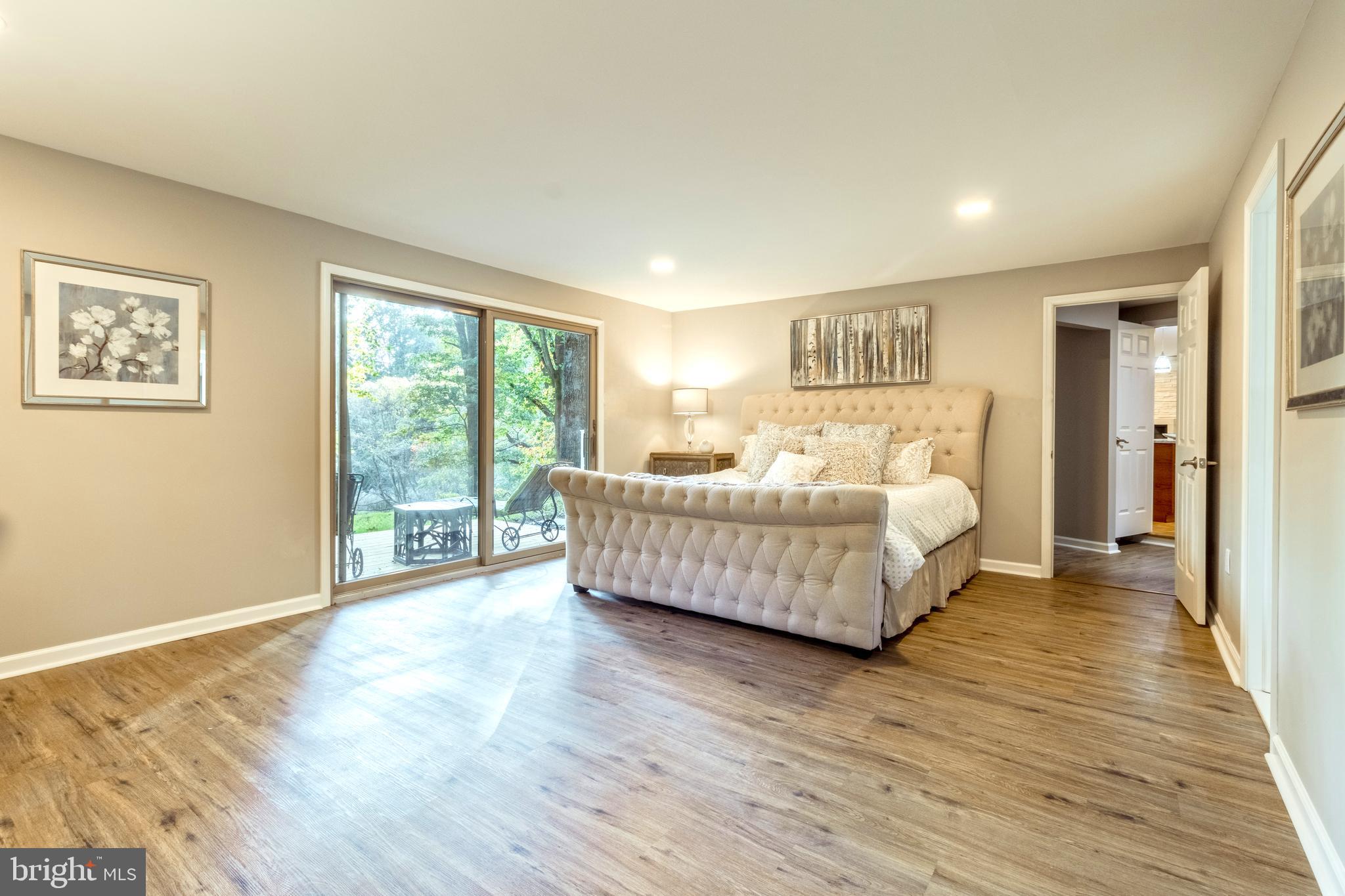 837 Summerset Drive Hockessin, DE 19707 - Photo 22 of 45 Master Bedroom