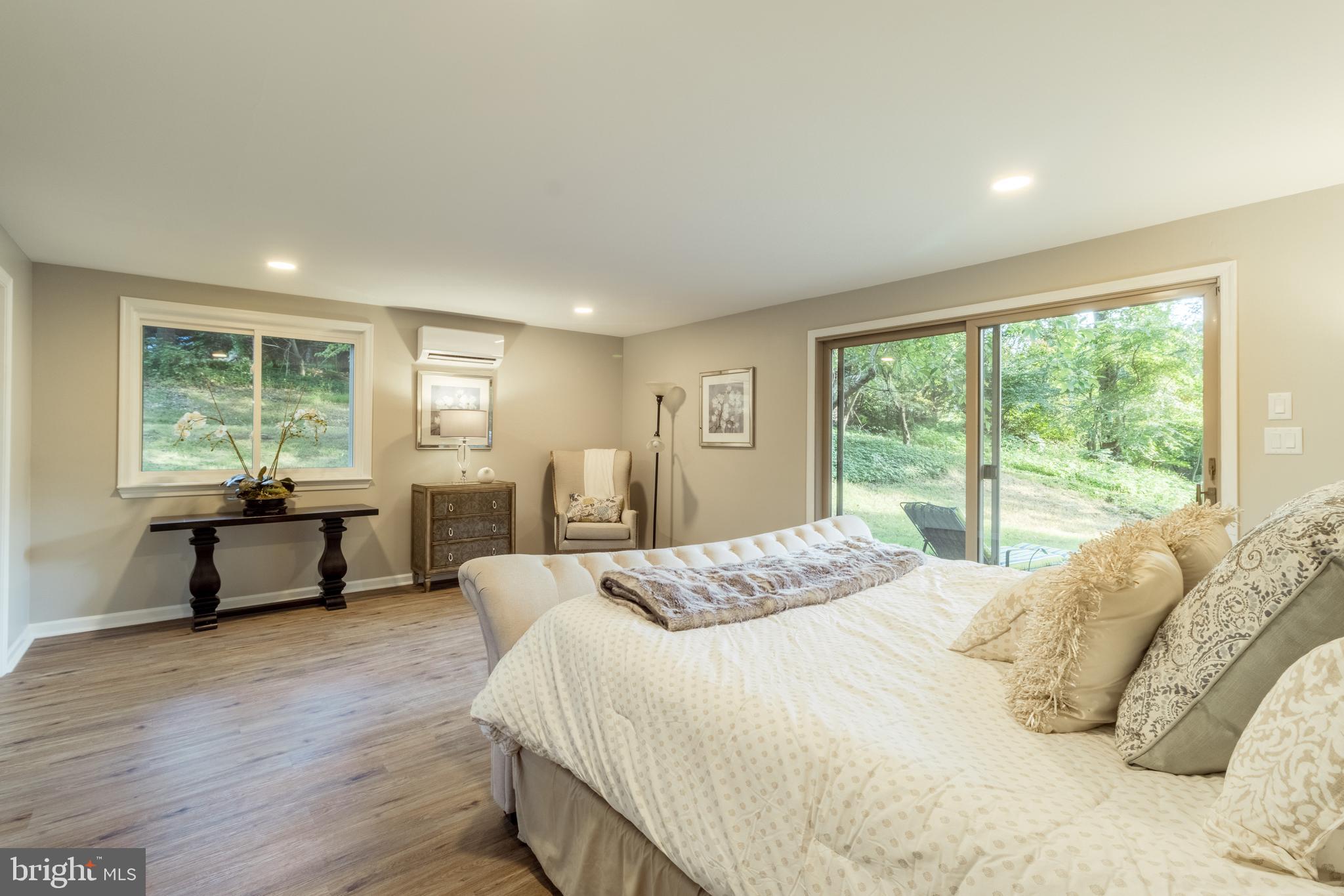 837 Summerset Drive Hockessin, DE 19707 - Photo 23 of 45 Master Bedroom