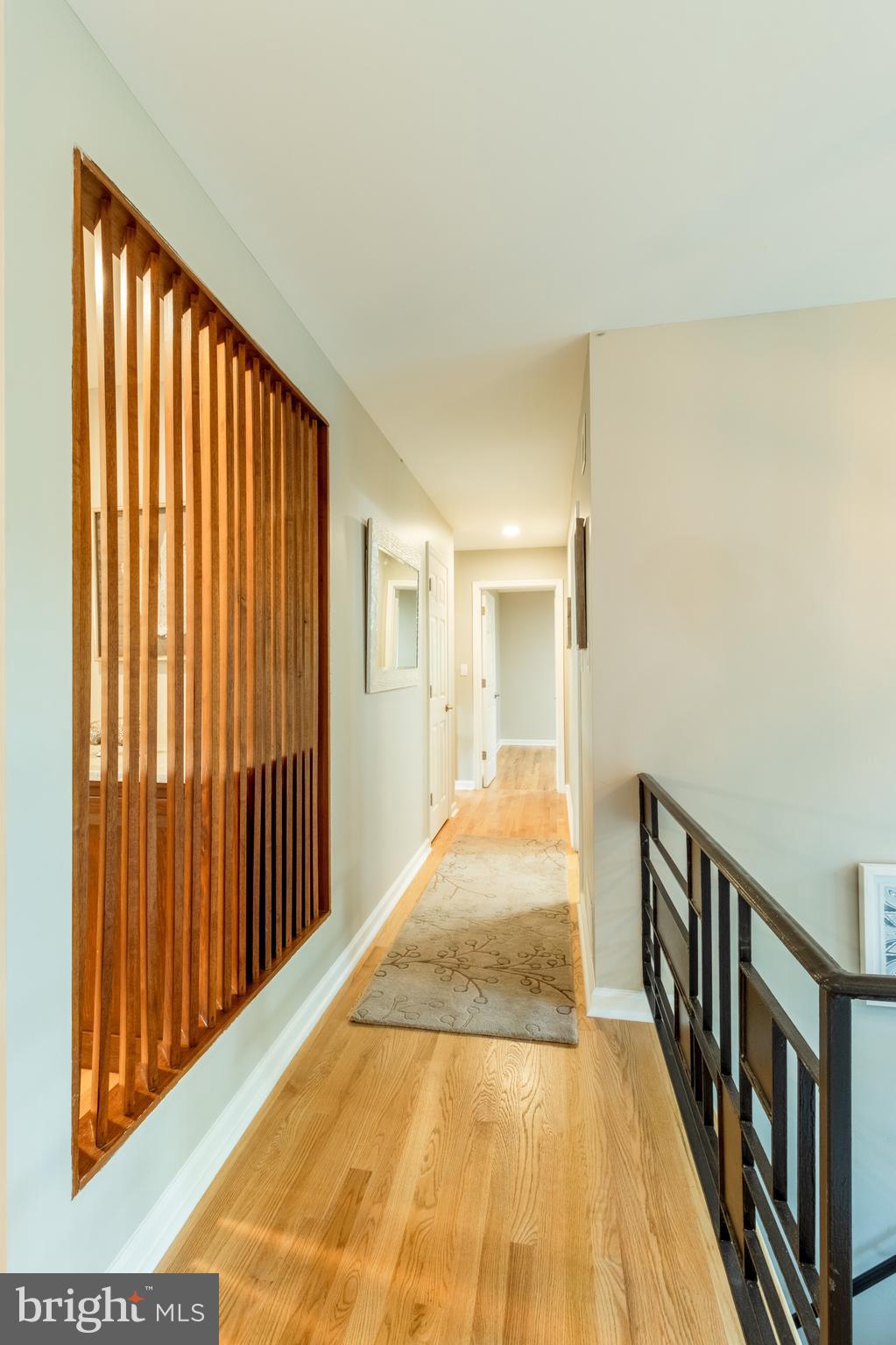 837 Summerset Drive Hockessin, DE 19707 - Photo 27 of 45 Bedroom Hallway