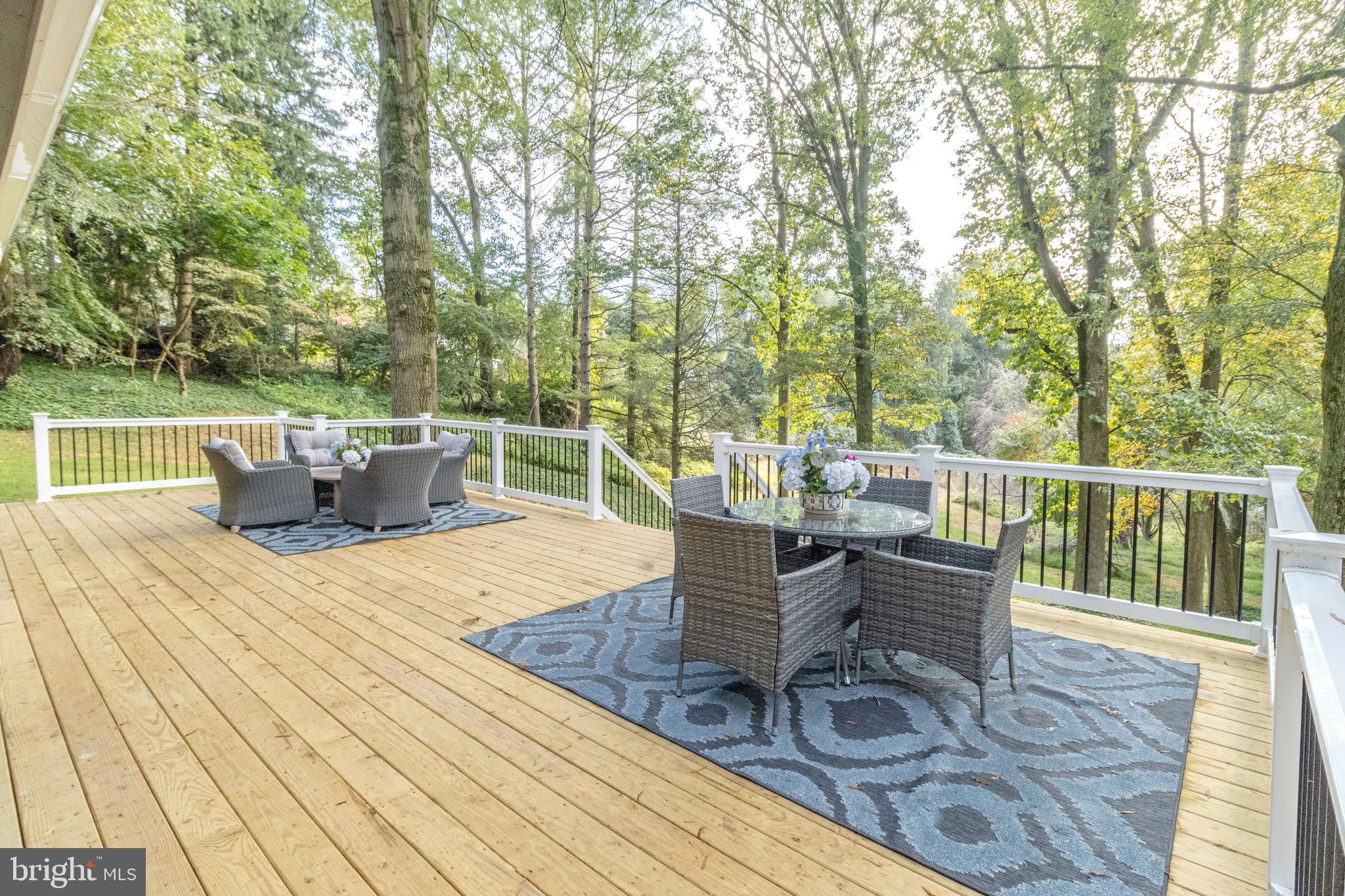 837 Summerset Drive Hockessin, DE 19707 - Photo 38 of 45 Deck and Views