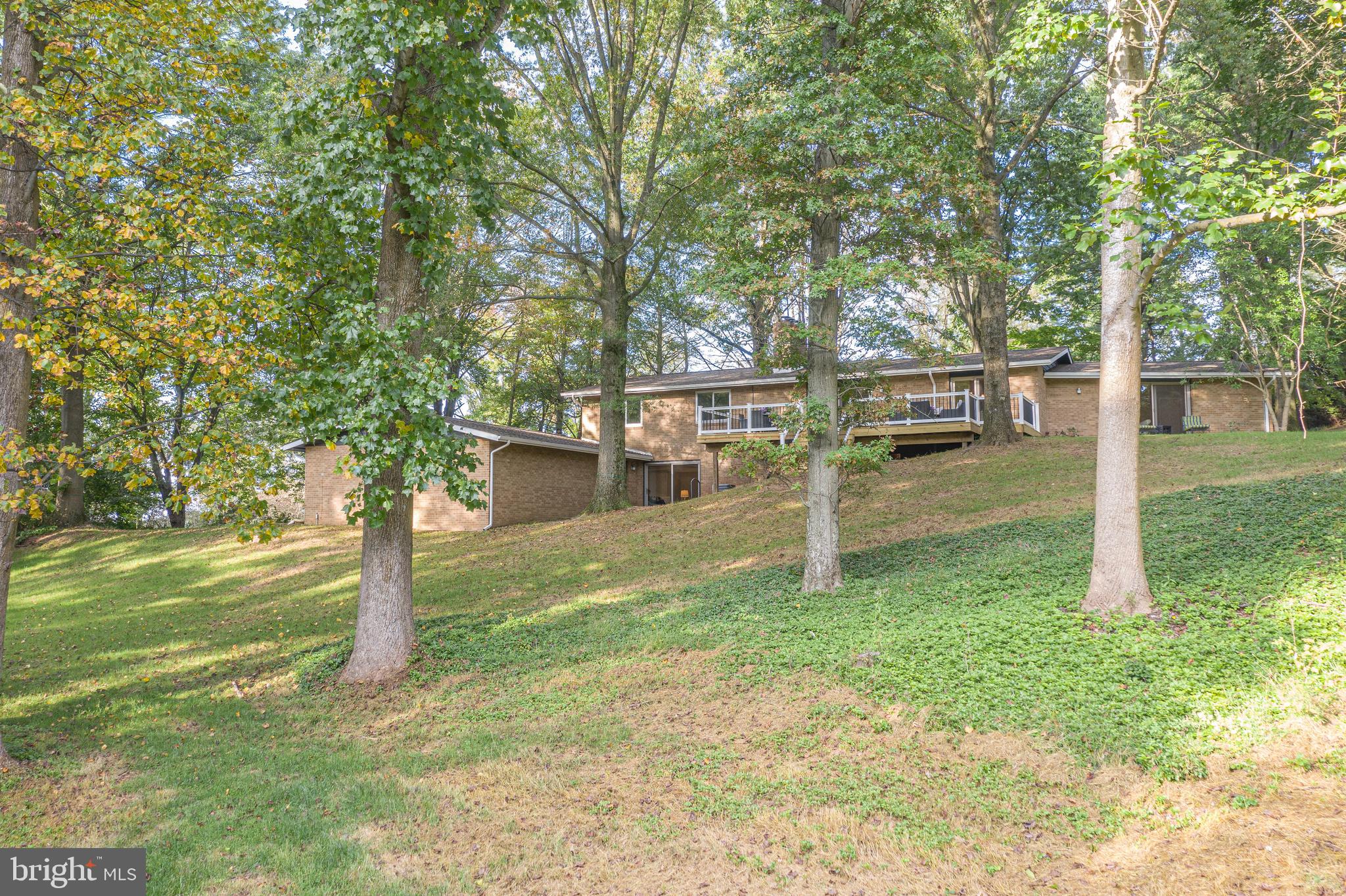 837 Summerset Drive Hockessin, DE 19707 - Photo 40 of 45 Multi-level Exterior Rear of Home