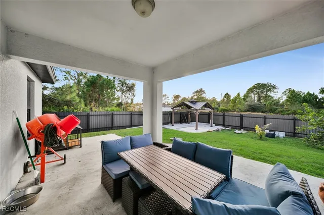 $324,999 | 3601 June Avenue North, Lehigh Acres, FL 33971