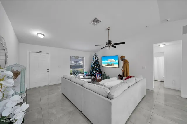 $324,999 | 3601 June Avenue North, Lehigh Acres, FL 33971