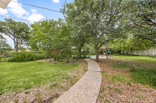 a picture of floor plan