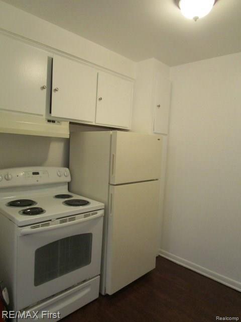 3330 Greenfield Road, Unit 20 Royal Oak, MI 48073 - Photo 5 of 11