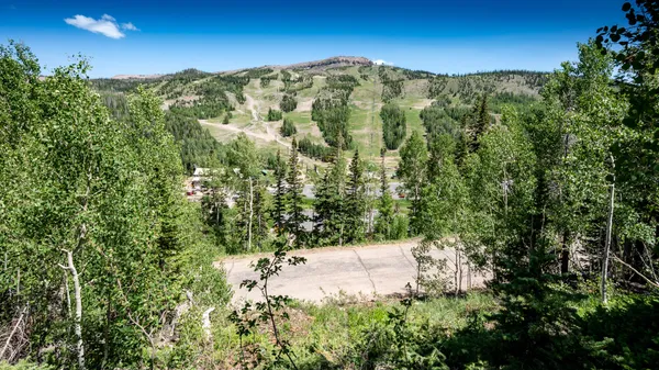 $214,900 | 254 West Pinehurst Drive, Brian Head, UT 84719