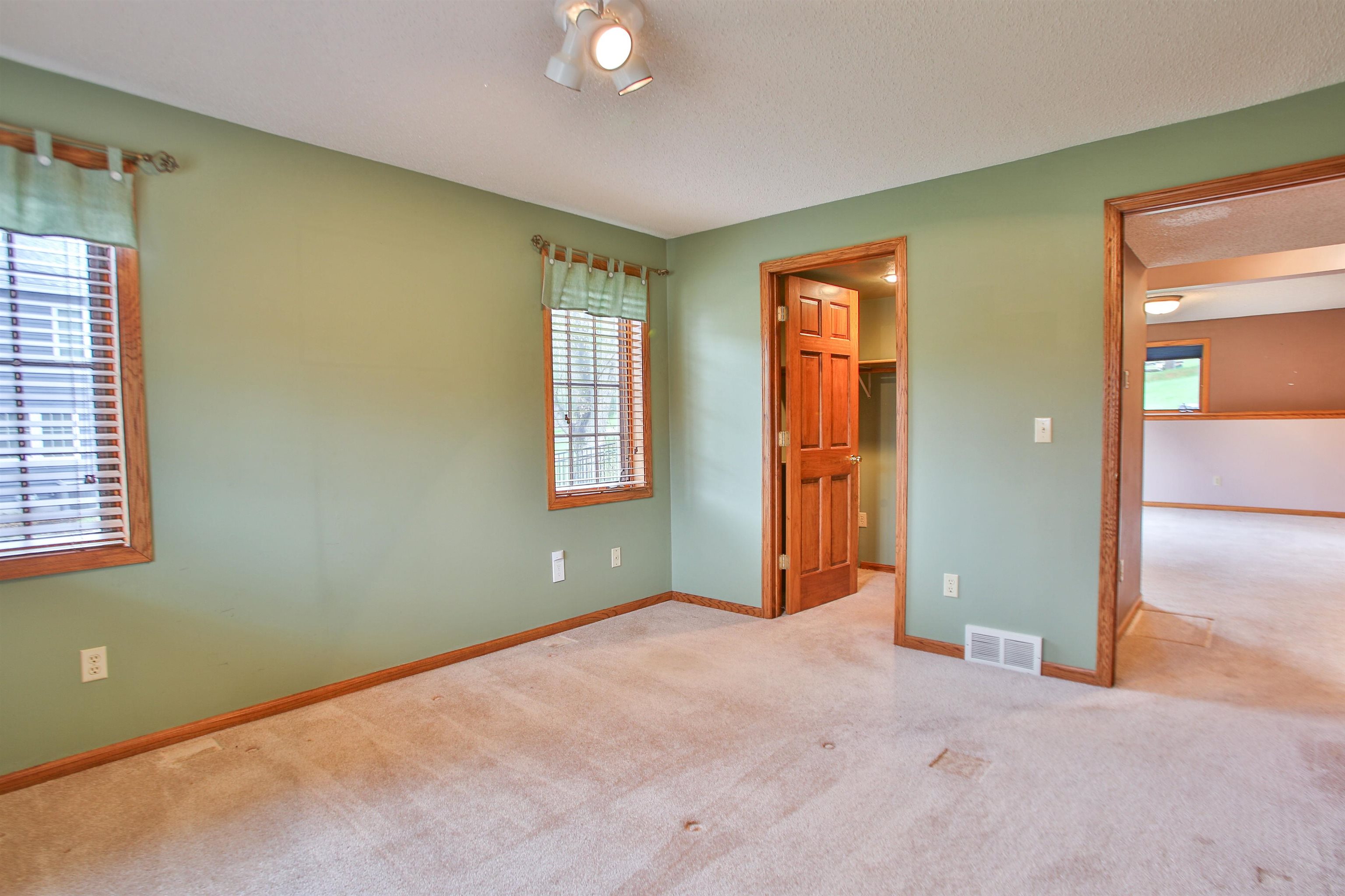 1515 Woodlawn Road Wausau, WI 54403 - Photo 26 of 49