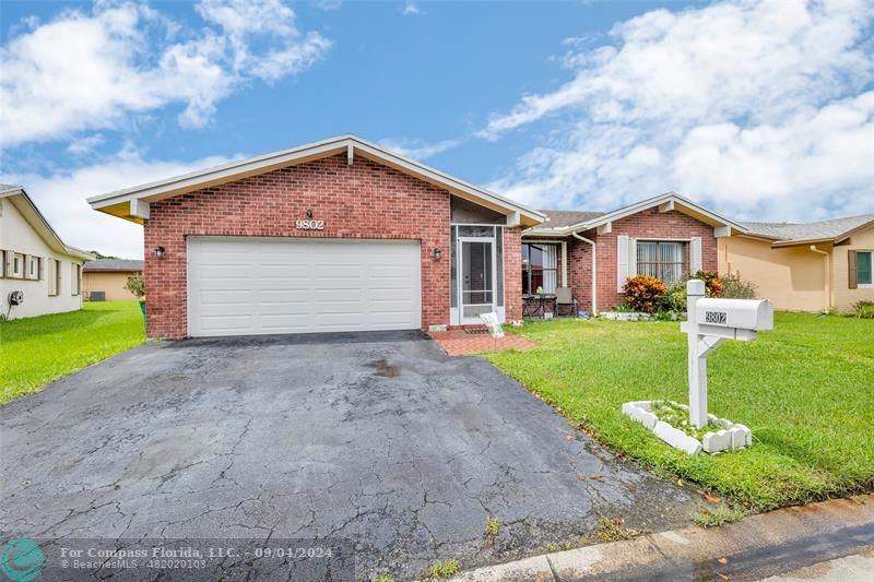 9802 Northwest 75th Ct