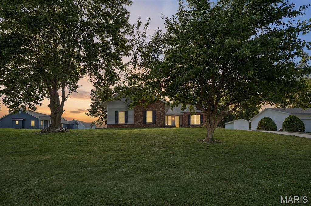 297 Maple Summit Road Jerseyville, IL 62052 - Photo 17 of 79