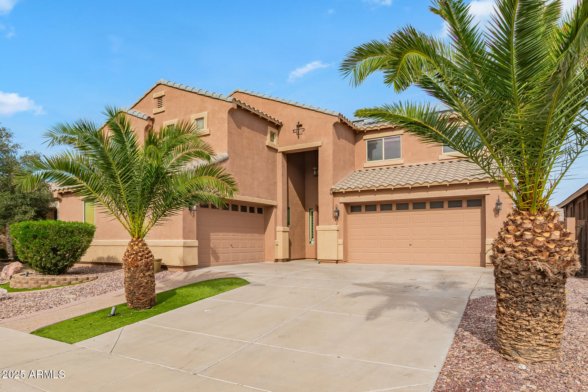 41106 West Coltin Way Maricopa, AZ 85138 - Photo 3 of 51 06 - Coltin