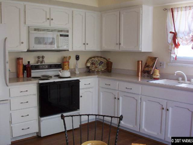 7606 Plott Circle Reno, NV 89511 - Photo 2 of 9 Photo 2