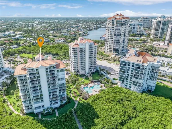 $6,500 | 50 Seagate Drive, Unit 302B, Naples, FL 34103