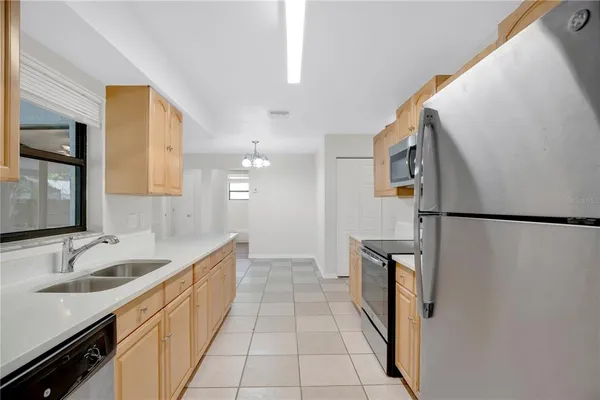 $395,000 | 1050 Dishman Loop, Oviedo, FL 32765