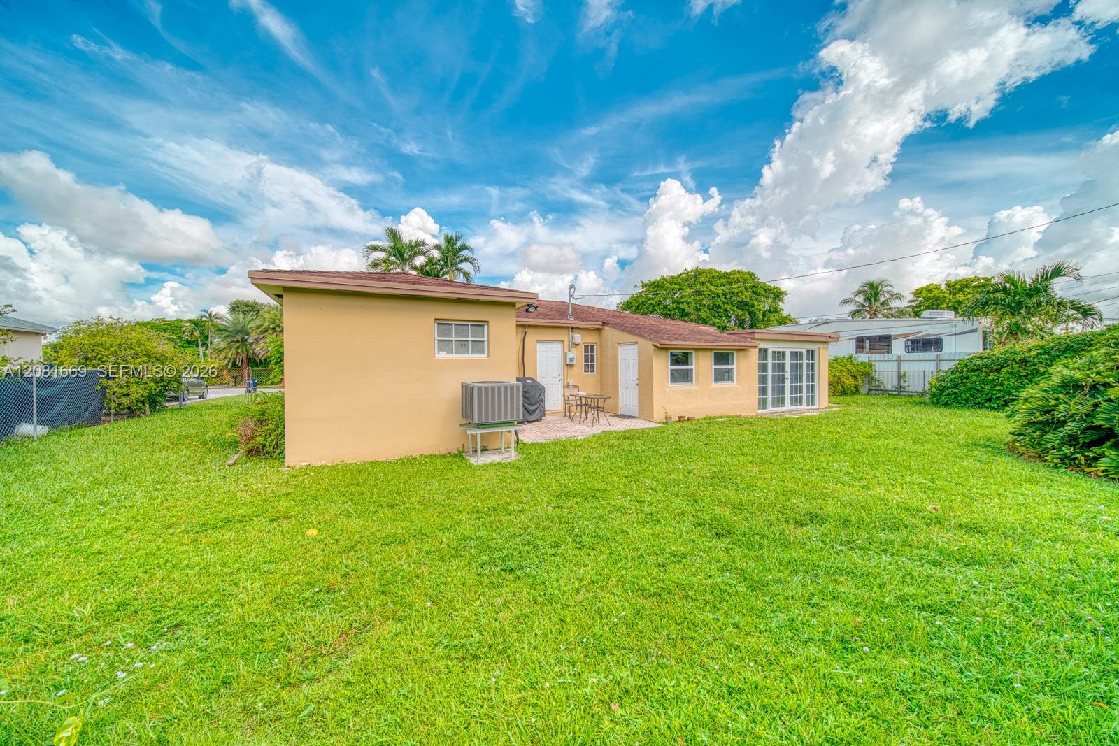 3435 Southwest 73rd Avenue Road Miami, FL 33155 - Photo 20 of 31 Gallery Image 20