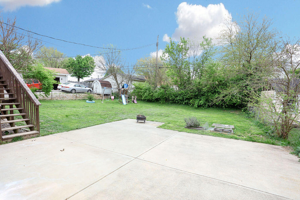 215 Holiday Road Winchester, KY 40391 - Photo 34 of 39 0V6A2378