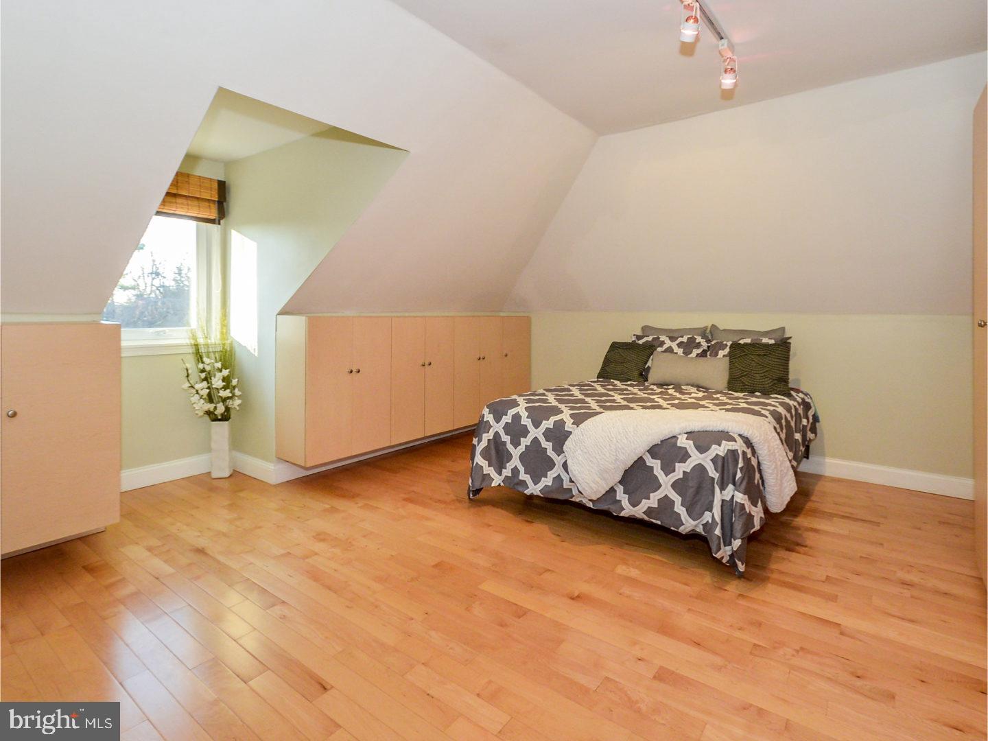 460 Roelofs Road Yardley, PA 19067 - Photo 24 of 25 Bedroom 5