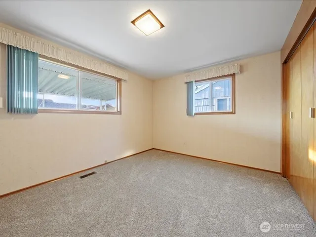 $320,000 | 422 South 8th Avenue, Othello, WA 99344