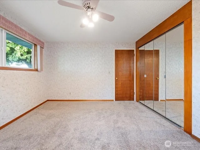 $320,000 | 422 South 8th Avenue, Othello, WA 99344