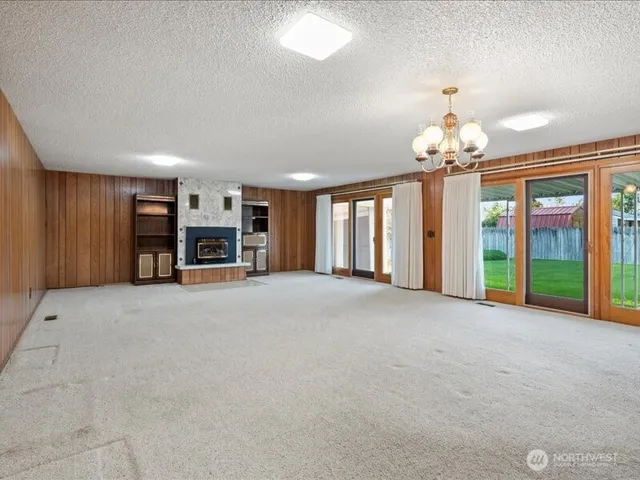 $320,000 | 422 South 8th Avenue, Othello, WA 99344