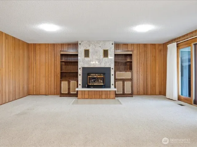 $320,000 | 422 South 8th Avenue, Othello, WA 99344