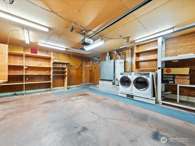 $320,000 | 422 South 8th Avenue, Othello, WA 99344