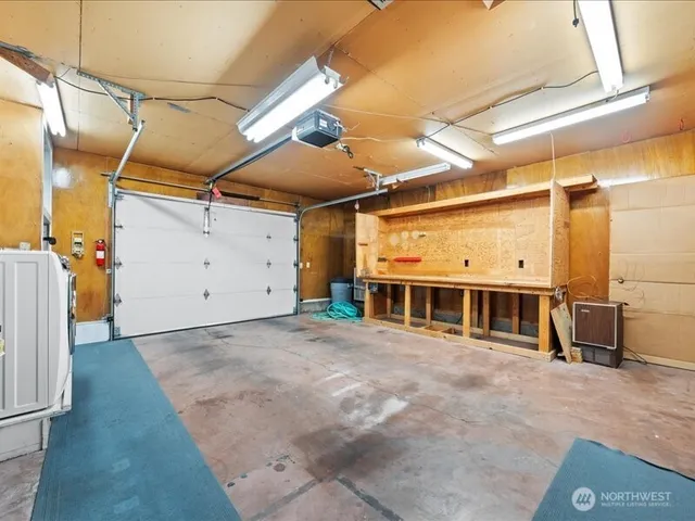 $320,000 | 422 South 8th Avenue, Othello, WA 99344