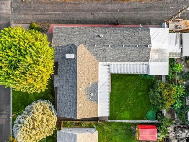 $320,000 | 422 South 8th Avenue, Othello, WA 99344