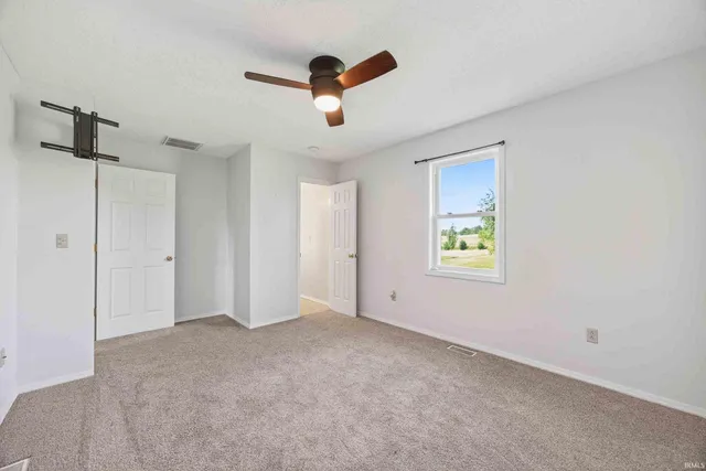 $350,000 | 257 Boyd Lane, Bedford, IN 47421