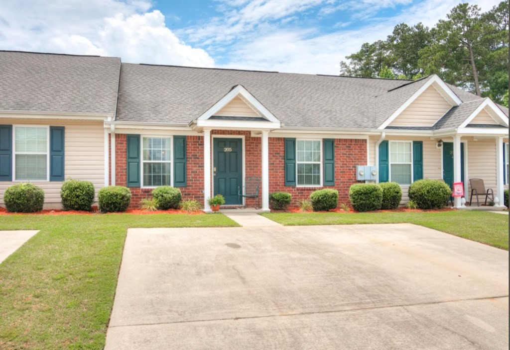 205 Lynbrook Way Grovetown, GA 30813 - Photo 2 of 19 Gallery Image 2
