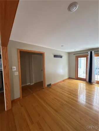 $3,500 | 12 Forest Road, New Hartford, NY 13501