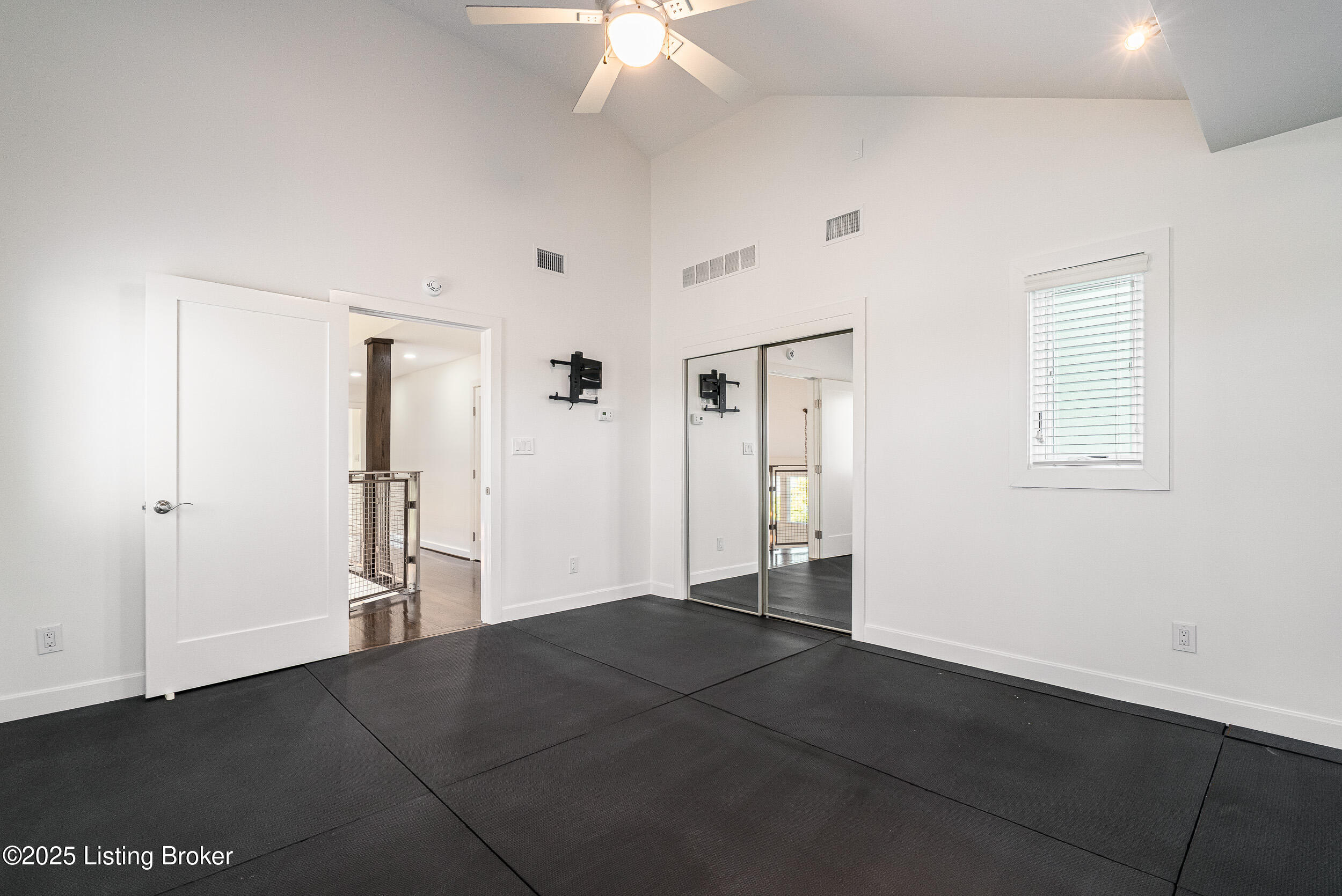 4228 River Road Louisville, KY 40207 - Photo 68 of 81 2nd Bedroom, currently used as a gym