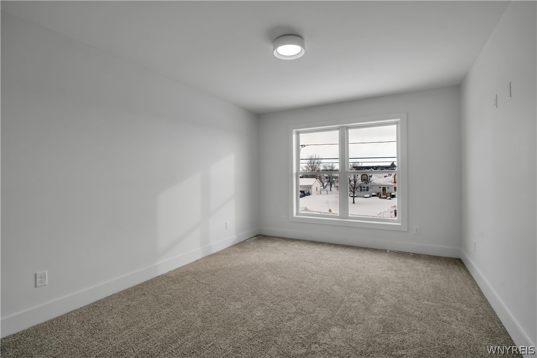 3849 Mapleton Road Wheatfield, NY 14120 - Photo 32 of 50