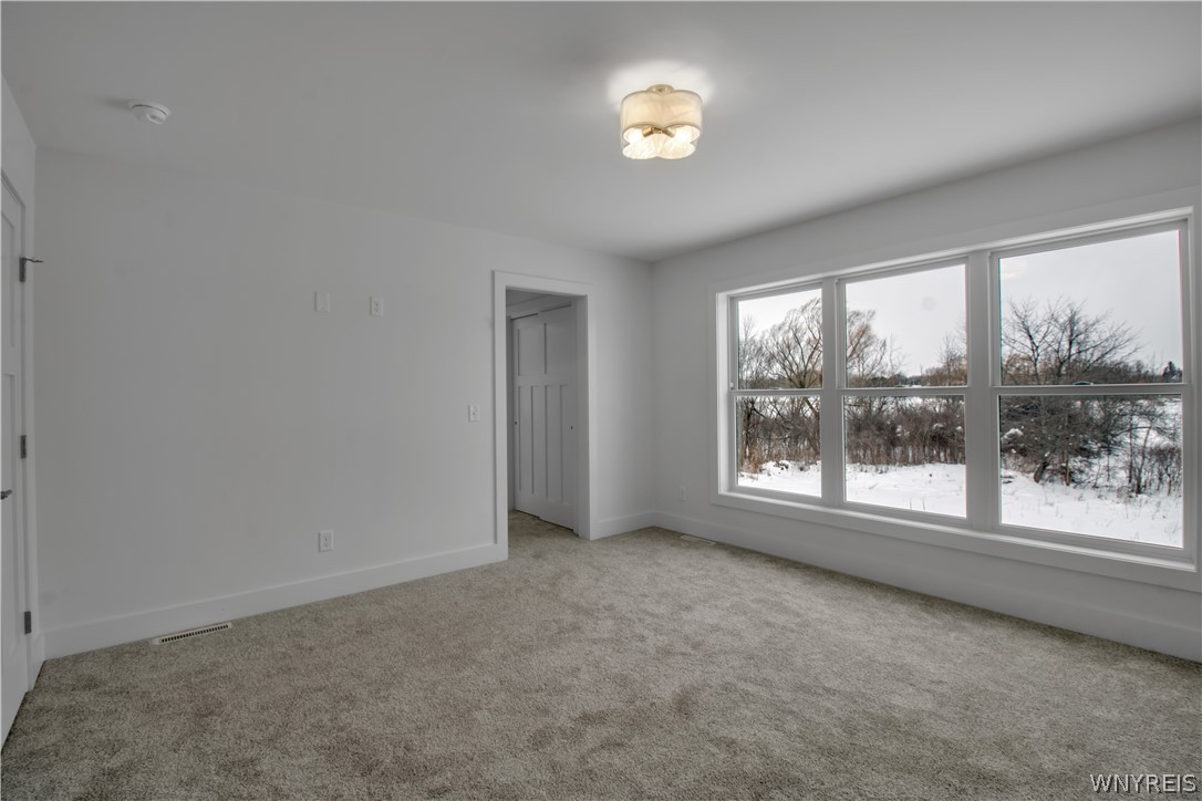 3849 Mapleton Road Wheatfield, NY 14120 - Photo 35 of 50