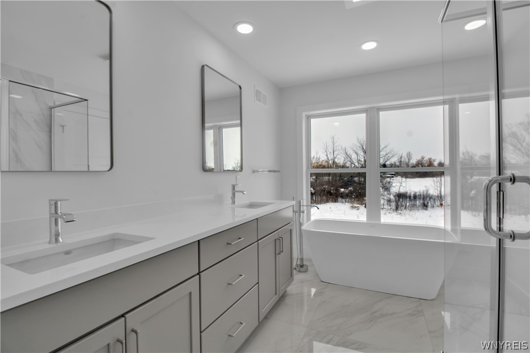 3849 Mapleton Road Wheatfield, NY 14120 - Photo 38 of 50