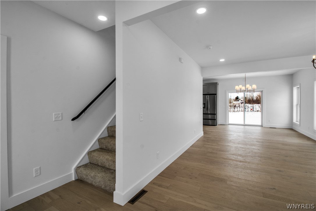 3849 Mapleton Road Wheatfield, NY 14120 - Photo 7 of 50