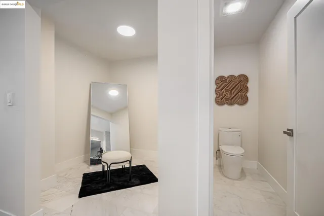 $1,599,000 | 218 The Knoll, Orinda, CA 94563