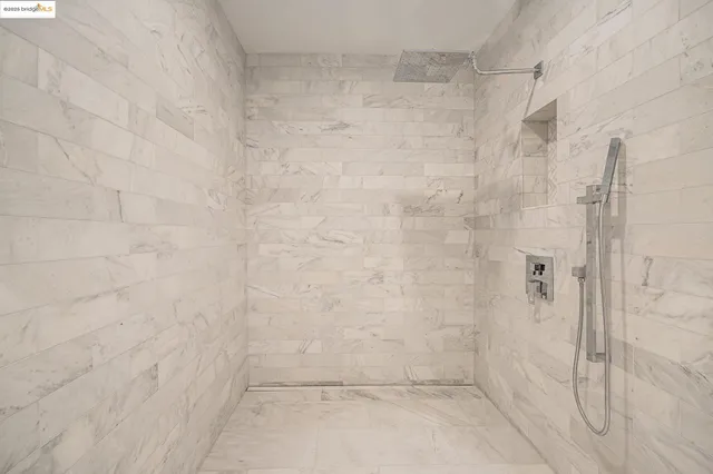 $1,599,000 | 218 The Knoll, Orinda, CA 94563