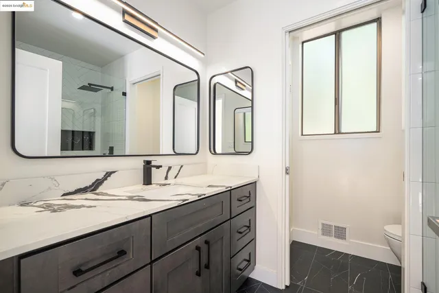 $1,599,000 | 218 The Knoll, Orinda, CA 94563