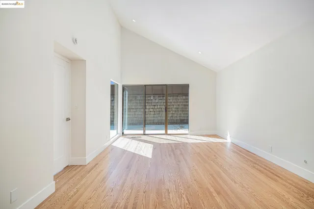 $1,599,000 | 218 The Knoll, Orinda, CA 94563