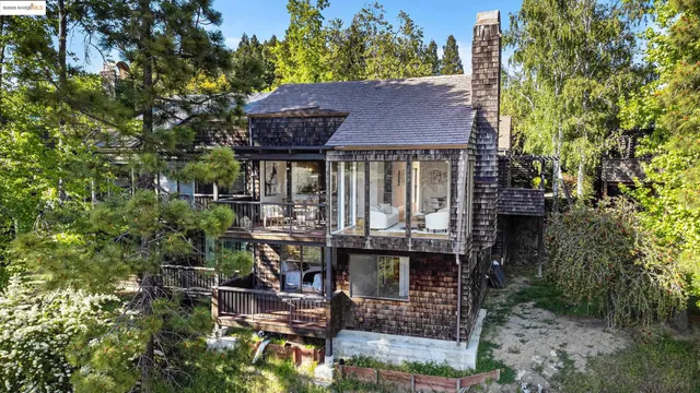 $1,599,000 | 218 The Knoll, Orinda, CA 94563