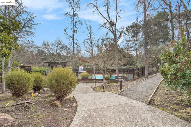 $1,599,000 | 218 The Knoll, Orinda, CA 94563