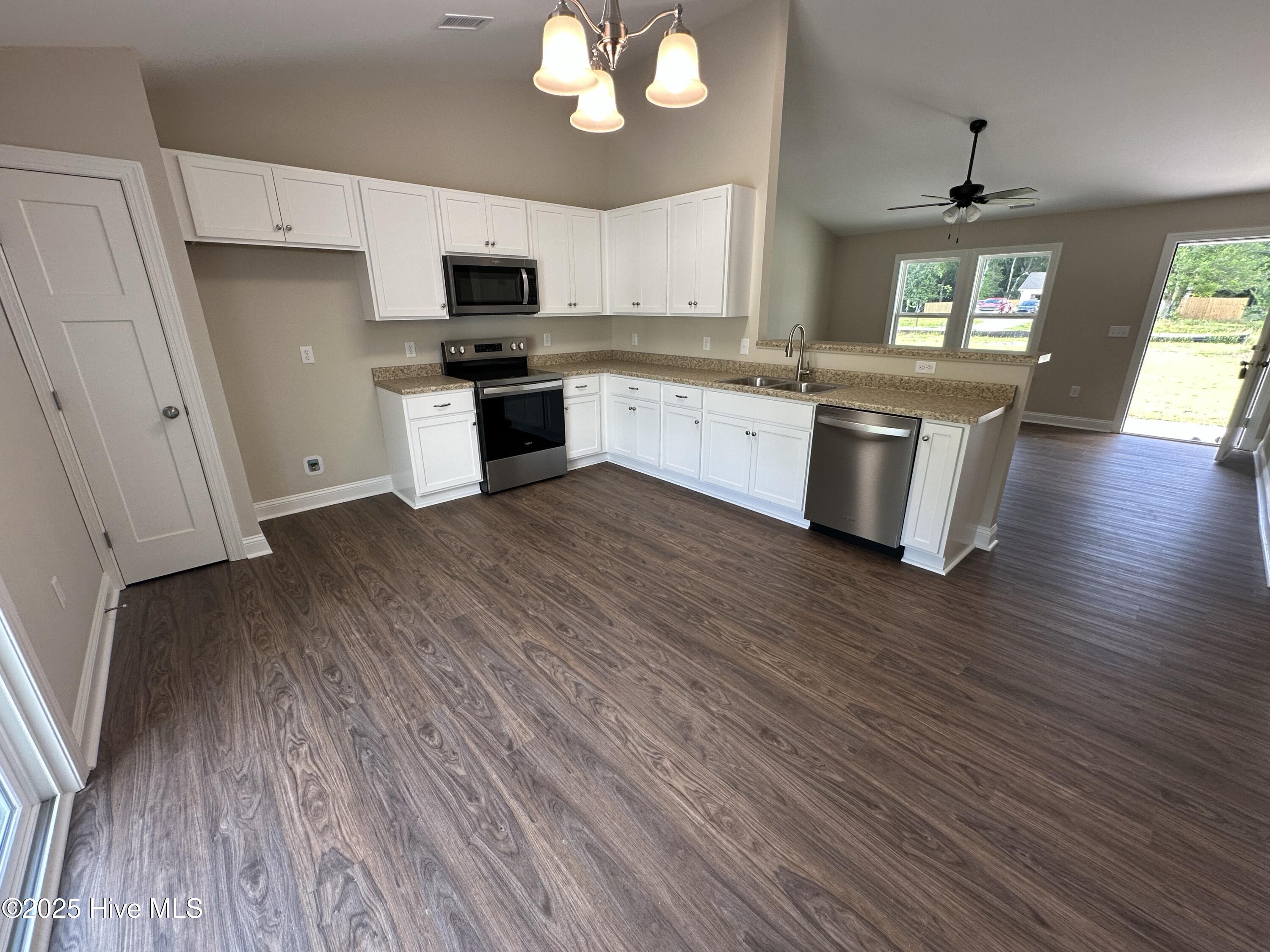 159 Montague Road Currie, NC 28435 - Photo 20 of 34 FAEBBD01-43CD-47F5-A350-10EF9C9E2C26