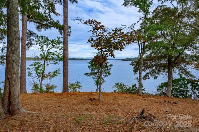 $475,000 | 20 Hidden Circle Lane, Liberty Hill, SC 29074