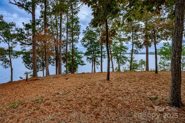 $475,000 | 20 Hidden Circle Lane, Liberty Hill, SC 29074