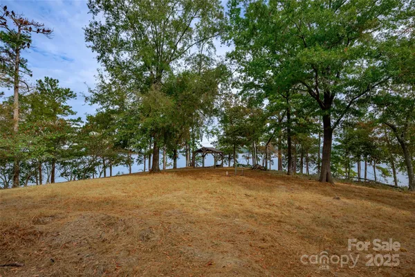 $475,000 | 20 Hidden Circle Lane, Liberty Hill, SC 29074