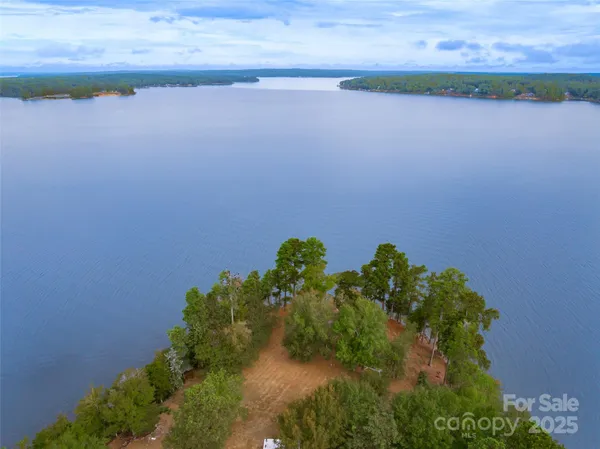 $475,000 | 20 Hidden Circle Lane, Liberty Hill, SC 29074