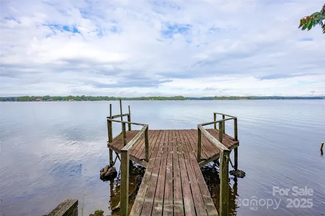 $475,000 | 20 Hidden Circle Lane, Liberty Hill, SC 29074